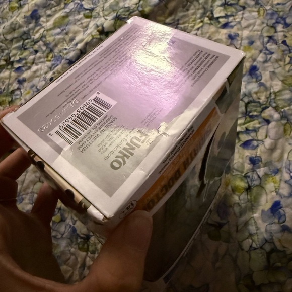 Funko Pop! Doctor Who - Fourth Doctor Vinyl Figure - Picture 13 of 14